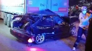 Bursa'da kamyon dehşeti! Bariyerleri aşıp karşı yöne daldı