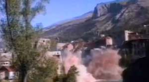 Mostar Köprüsünün Yıkılış Anı