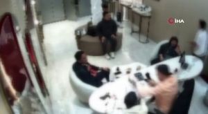 Bakan Göktaş ve Bakan Yerlikaya, 15 Temmuz Şehitliği'ni ziyaret etti