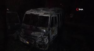 Vatandaşın ‘Bize saldırır bunlar’ diyerek heyecanla kayda aldığı yunusların şovu kamerada
