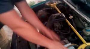How to start your car with a dead battery 
