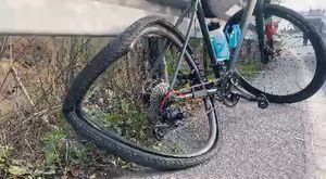 Bursa'da açtıkları et marketle kendi etlerini satıyor