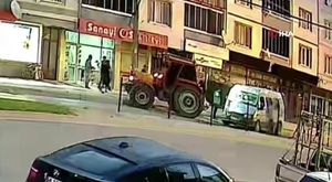 Enkazdan 'çığlık sesi geldi' ihbarı polisleri harekete geçirdi!