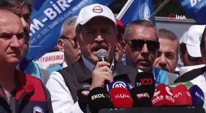 Bursa'da motokuryeler öldürülen kurye için kontak kapattı