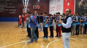 Ted Kolej S.K. Genç Erkek Takımı Maç sonrası sevinç gösterisi