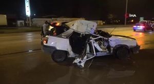 Bursa'da korkunç kaza! Minibüsün camı yüzünde patladı