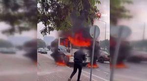 Bursa'da alevlere teslim olan restoran kullanılamaz hale geldi