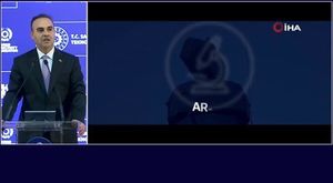Dev gemi iskeleye böyle çarptı