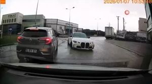 Bursa'da madde etkisindeki şahıs metroda korku saçtı!