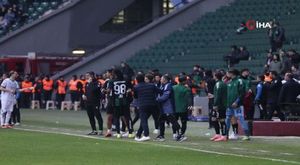 Doktorlar ve tıp öğrencilerinden Gazze’deki katliama tepki