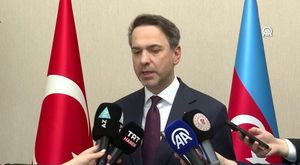 Bursa'da feci kaza: Otomobil kağıt gibi ezildi!