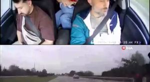 ANITKABİR'DE SLOGAN TERBİYESİZLİĞİ GELENEK HALİNE GELDİ