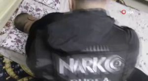 Bursa'da düğün konvoyu yolu trafiğe kapattı
