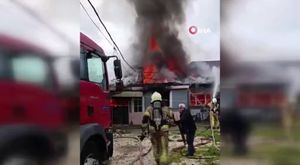 Bursa'da otomobil alev topuna döndü