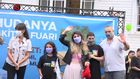 BİNLERCE BALON LÖSEMİYİ YENEN ALİ İÇİN GÖKYÜZÜNE BIRAKILDI