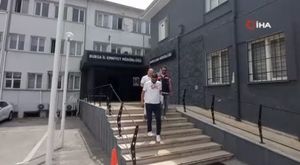Otomobilin camından kurşun yağdırdı! İşyerindekiler kaçacak yer aradı
