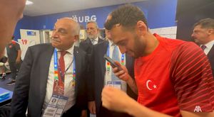 Cumhurbaşkanı Erdoğan'dan Ay Yıldızlılar'a tebrik telefonu!