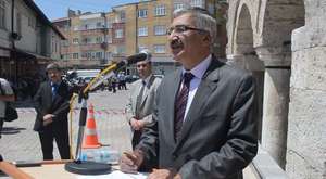 HDP Niğde'de 20 Kişi ile 1 Mayıs Mitingi Yaptı