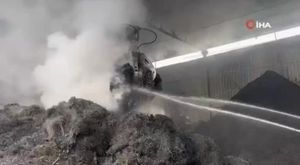 Bursa'da yangında tavan çöktü! itfaiye ekipleri ölümden döndü