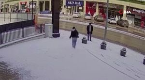 İstediği verilmeyince restorana tüfekle saldırdı: 1 ölü, 3 yaralı