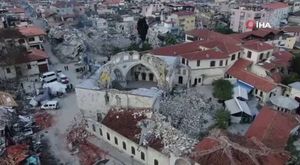 Bursa'da konuşmadan önce resim yapmayı öğrendi