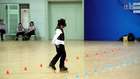 12 Yaşındaki Çinli Kızın Patenli Dansına Bayılacaksınız