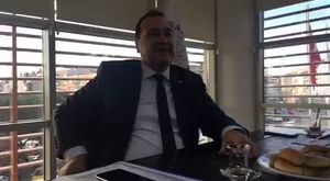 Akhisar Belediye Başkanı Besim Dutlulu, 5 Kasım 2019 tarihli yerel basın mensupları ile kahvaltıda buluştu