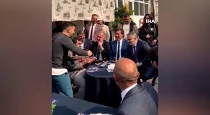 Sürücünün refleksi kazayı böyle önledi