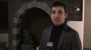 Gelin gibi süsledikleri hayvanlar ile kemençe eşliğinde yollara düştüler