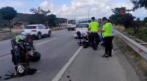 Bursa'da kaza! Otomobille çarpışan motosikletli ağır yaralandı
