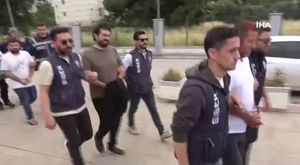 Kozan Kalesi eteklerinde çıkan örtü yangını söndürüldü