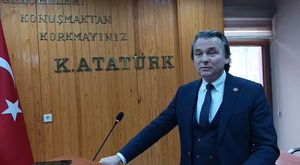 LİSELİLERİN KAVGASI ORTALIĞI SAVAŞ ALANINA ÇEVİRDİ