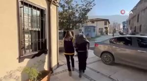 Bursa'da bıçaklı dehşet: Tartıştığı ailesini bıçakla rehin aldı!