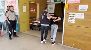 Bursa'da yola atlayan küçük kıza minibüs çarptı