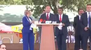 Başbakan Yardımcısı Bekir Bozdağ'a yumruklu saldırı! - 16.8.2013