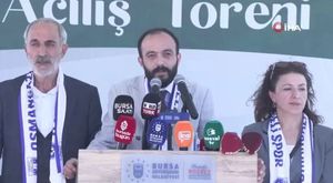 Bursa'da hafif ticari araçla otomobil çarpıştı! Çok sayıda yaralı var...