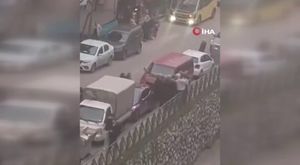 Bursa'da belediye otobüsünde çığlık çığlığa dehşet anları kamerada