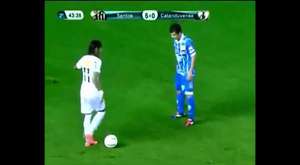Topu patlatan Futbolcu 