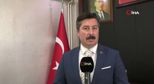 İstinat duvarına çarpan et yüklü kamyon kağıt gibi ezildi!