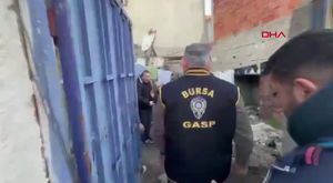 Bursa'da hurda otomobil 20 yıl sonra ortaya çıktı!