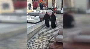 Bursa'da takla atan araç akaryakıt istasyonuna daldı