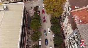 Bursa'da bisikletiyle kahve kahve gezip oy istiyor