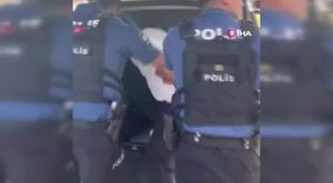 Bursa'da bir evden 3 kamyon çöp çıktı