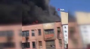Bursa'da kontrolden çıkan araç durağa daldı