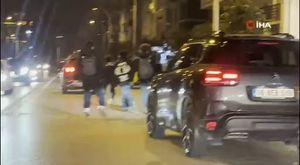 Bursa'da Dikkaldırım Mahallesi'nde zincirleme kaza!