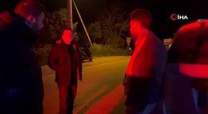 Bursa'da kontrolden çıkan otomobil ağaca çarptı, yaya son anda kurtuldu!