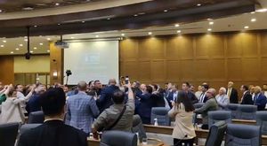 Okul yolunda kaza: 15 öğrenci hastaneye kaldırıldı