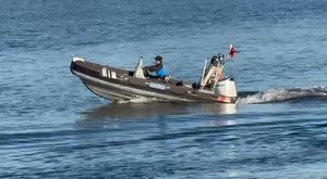 ARAÇ TAKLA ATTI: 5 KİŞİ YARALANDI