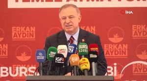 Bursa'da seyir halindeki hafif ticari araç alev alev yandı!