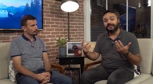 Trump`ın taktığı telefon Türkiye`de! Huawei Mate 30 Pro kutudan çıkıyor! 